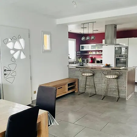 Maison Spacieuse A Bardos, 6 Couchages, Animaux Admis, Wifi - Fr-1-495-138 Bardos